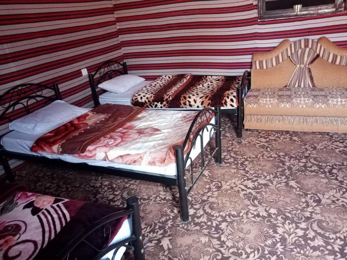 Zarb Desert Camp Вади Рум Екстериор снимка
