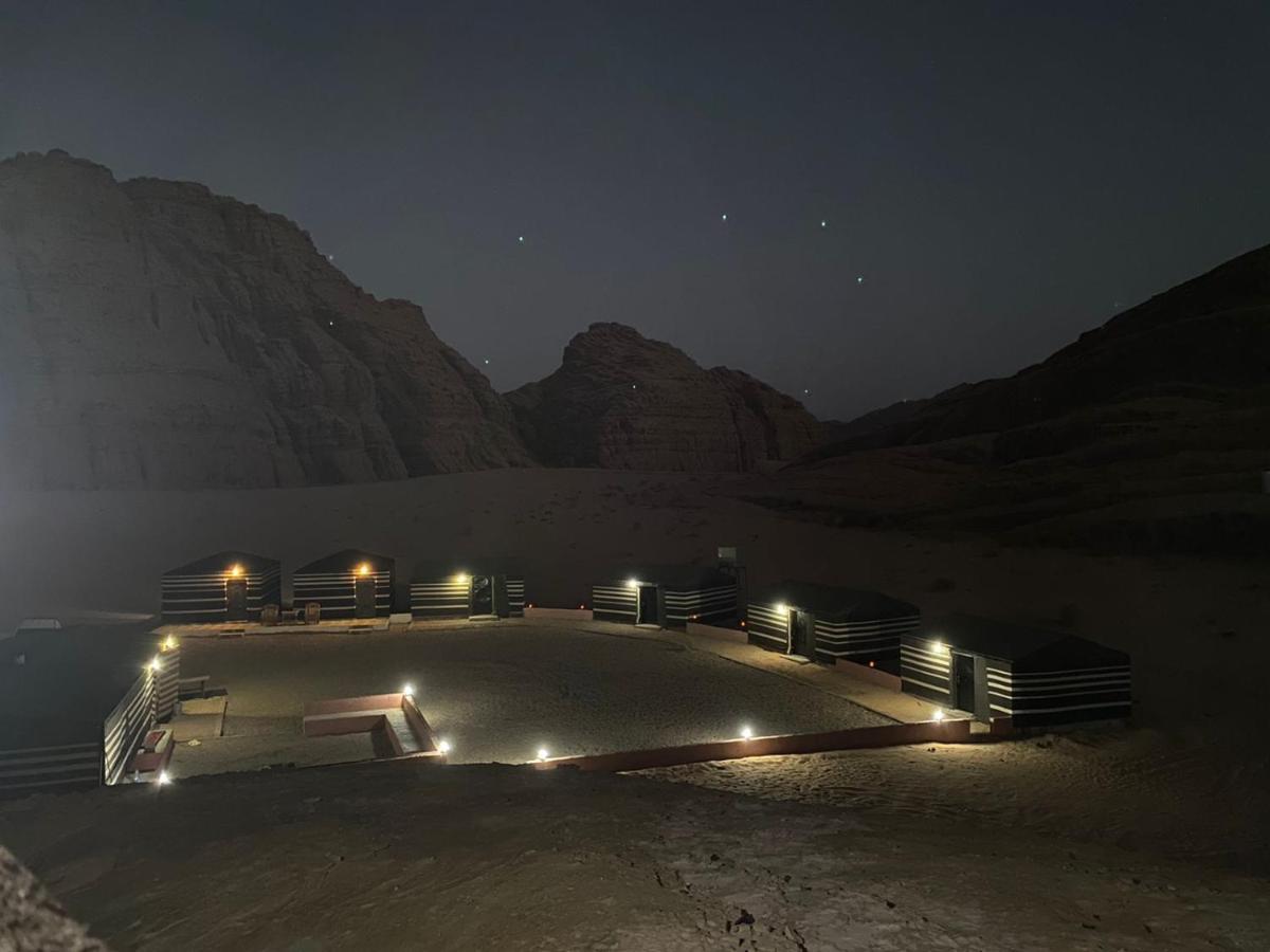 Zarb Desert Camp Вади Рум Екстериор снимка