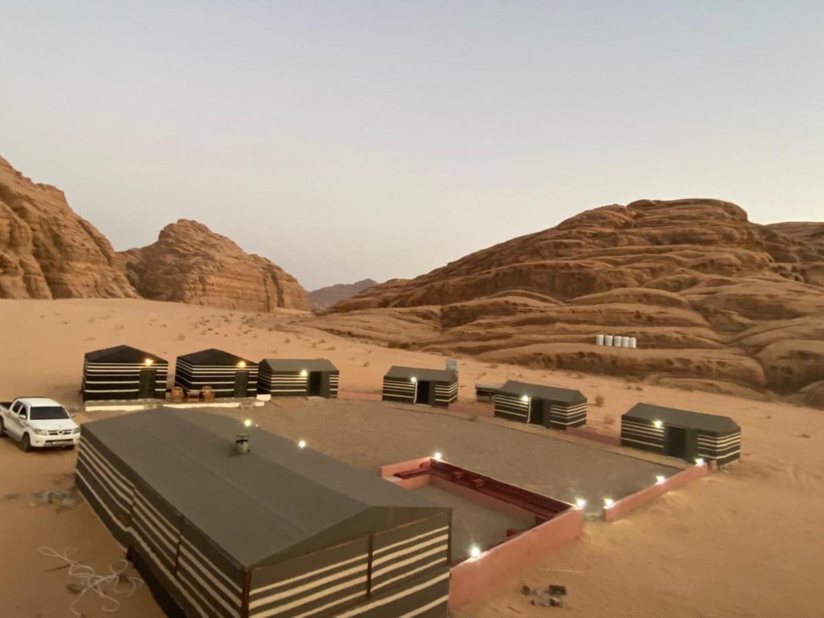 Zarb Desert Camp Вади Рум Екстериор снимка